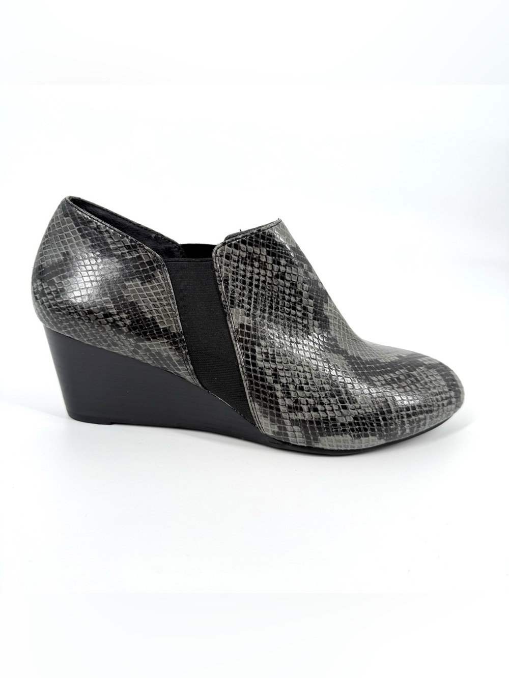Vionic Stanton Wedge Shoes Womens Size 10 Gray Black Snakeskin Print Bootie